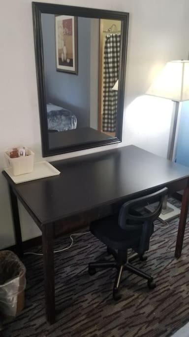 Hotel King Bed Hotel Room 114 Booking Stillwater Ngoại thất bức ảnh